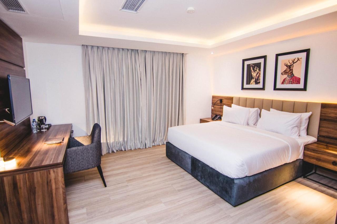 The Safron Hotel 라고스 외부 사진