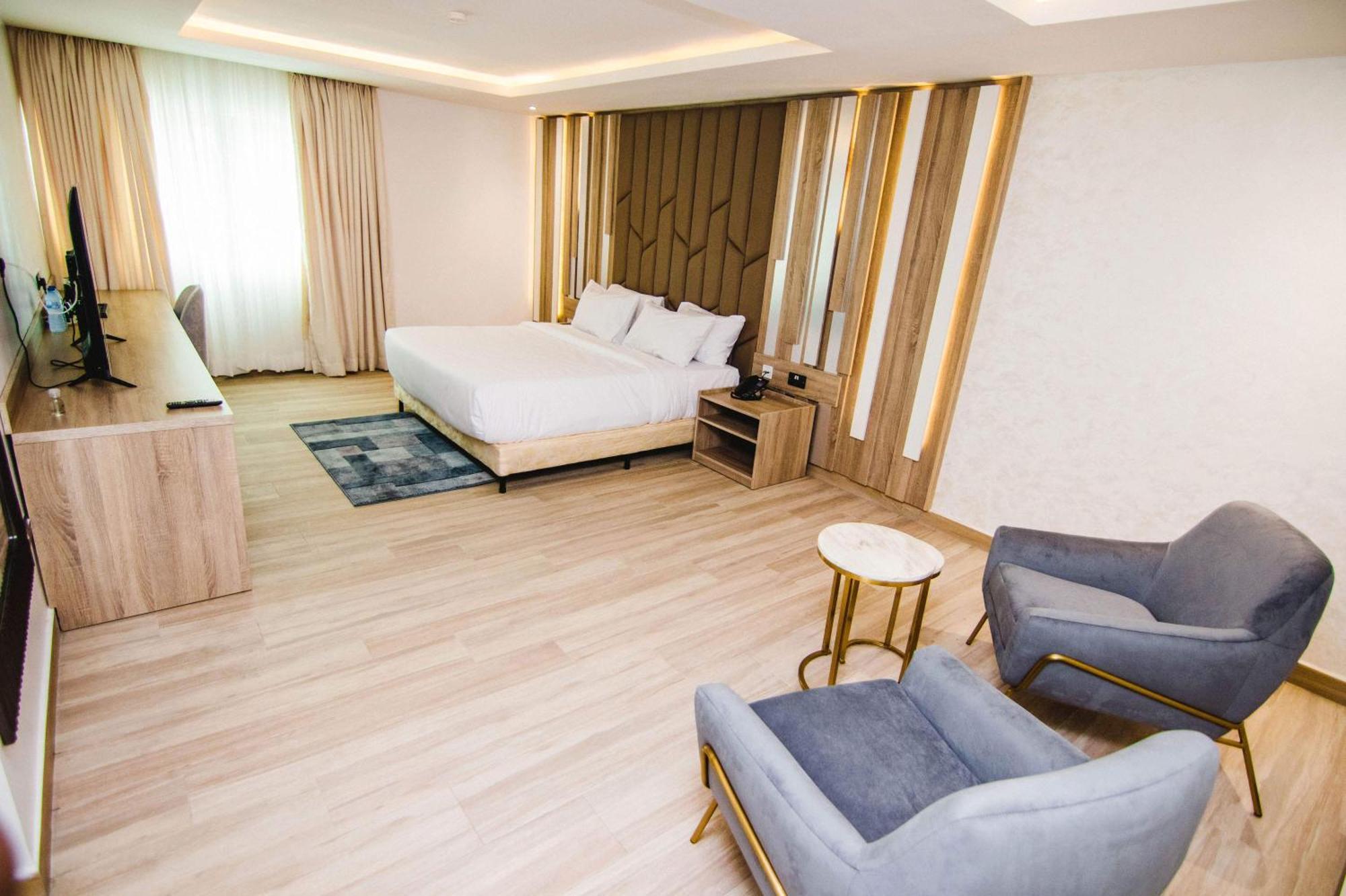 The Safron Hotel 라고스 외부 사진