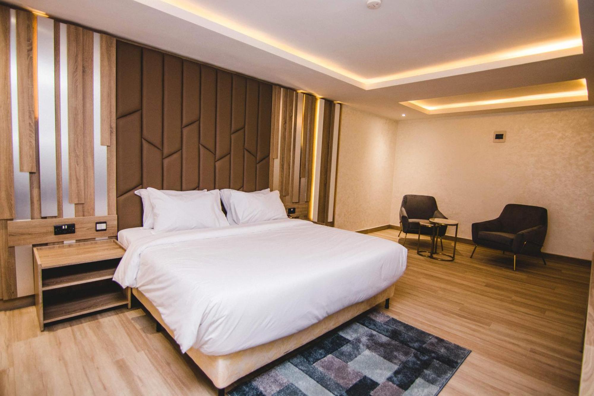 The Safron Hotel 라고스 외부 사진