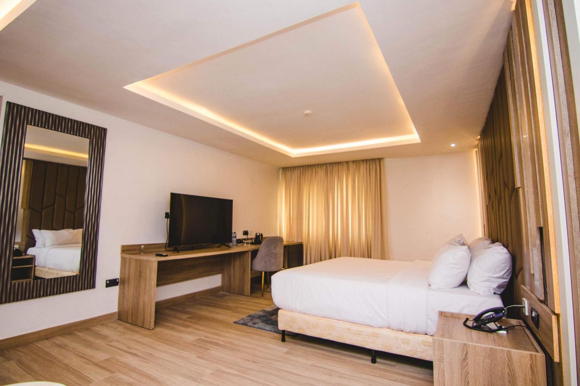 The Safron Hotel 라고스 외부 사진