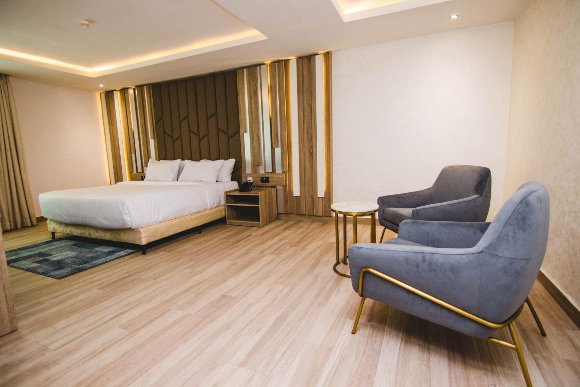 The Safron Hotel 라고스 외부 사진