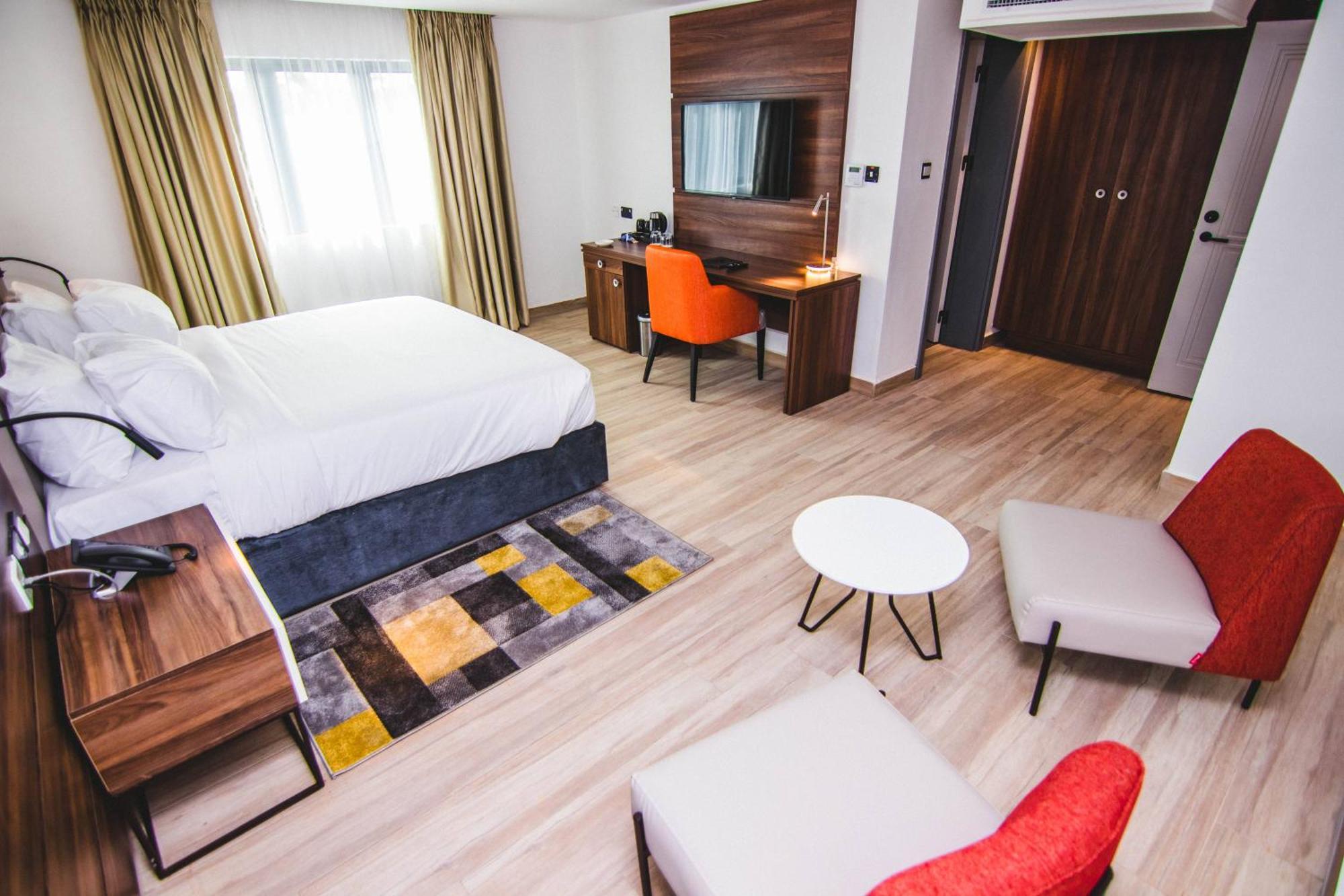 The Safron Hotel 라고스 외부 사진