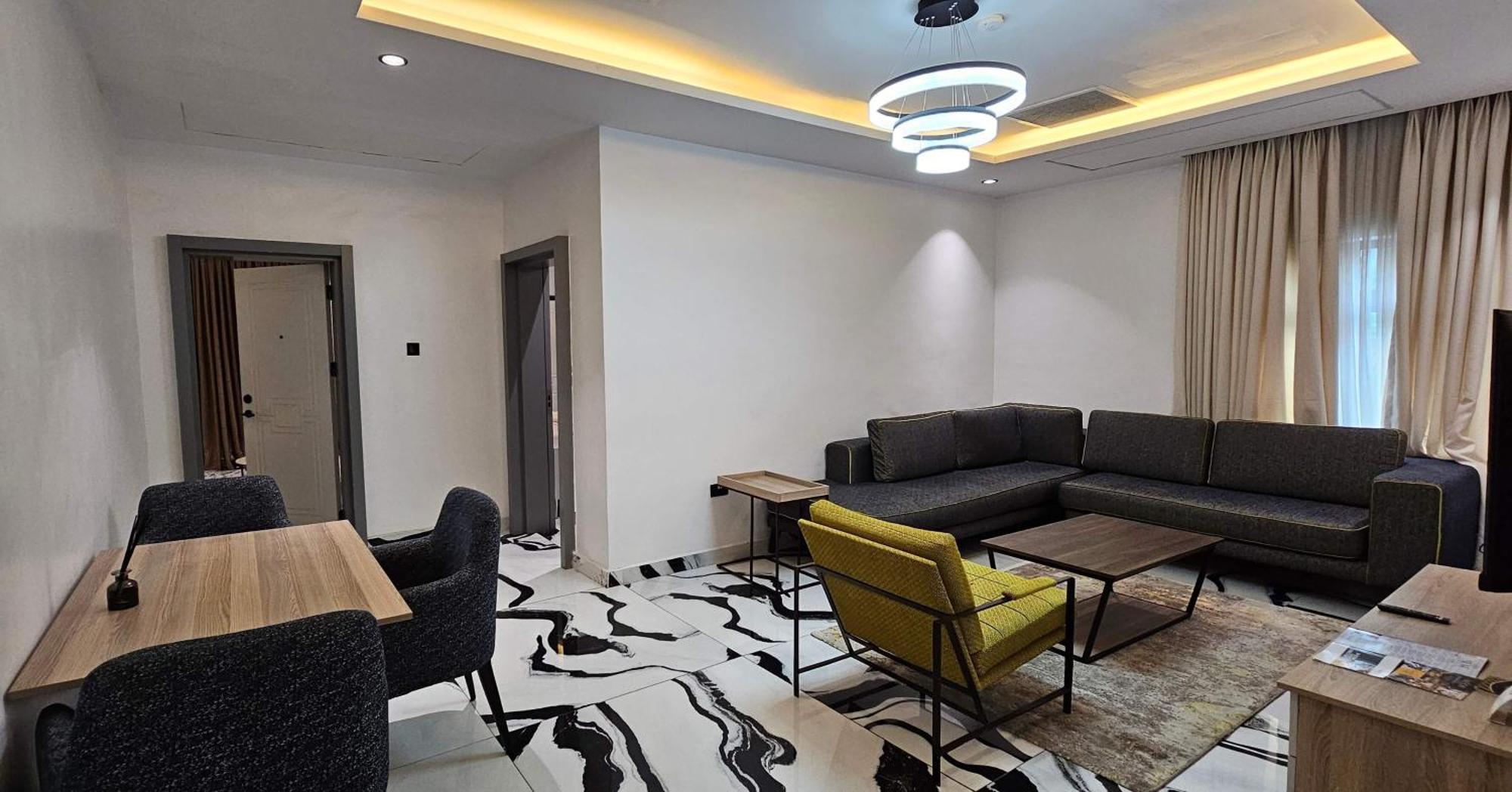 The Safron Hotel 라고스 외부 사진